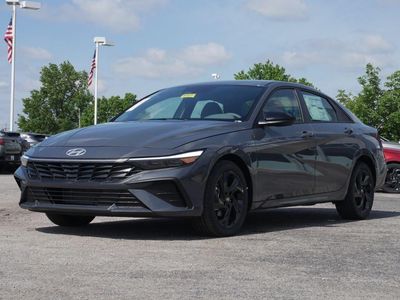 2026 Hyundai Elantra - Photo 6