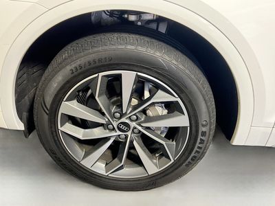 2021 Audi Q5 — photo 11 view