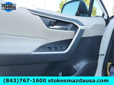 2020 Toyota RAV4 - Photo 12