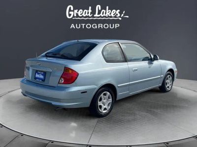 2005 Hyundai Accent — detail view