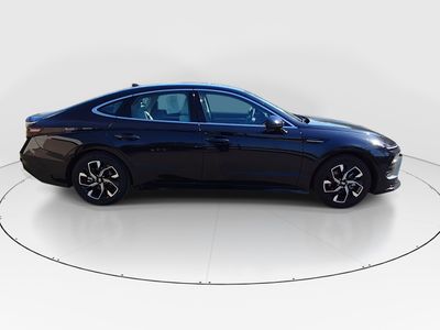 2024 Hyundai Sonata — photo 8 view