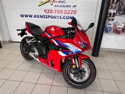 2024 Honda CBR650R ABS - Photo 1