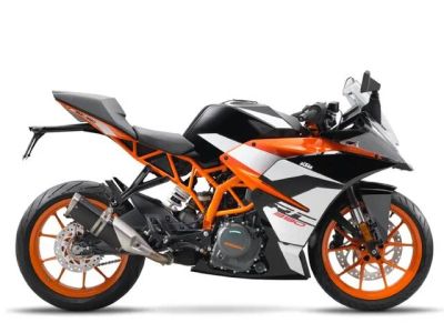 2017 KTM RC 390 ABS — front three-quarter view