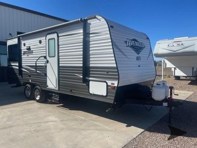 2019 Prime Time RV Avenger ATI — rear three-quarter view