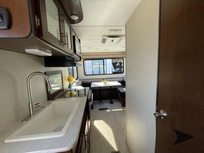 2019 Prime Time RV Avenger ATI — photo 12 view