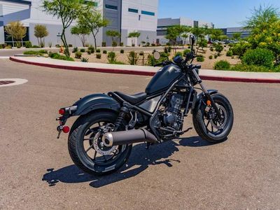 2025 Honda Rebel 300 - Photo 4