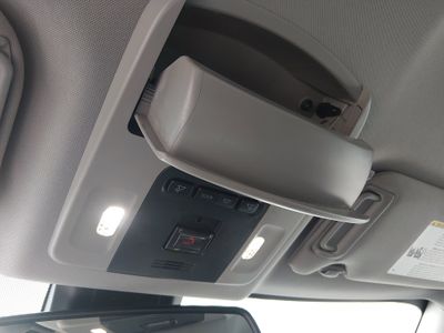 2024 Toyota Camry - Photo 19