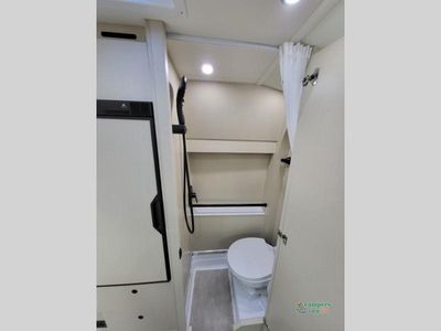 2025 Pleasure-Way Ontour — photo 40 view