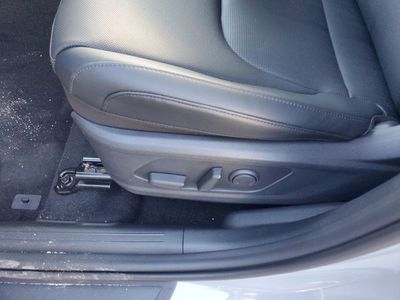 2026 Kia Sportage — photo 9 view