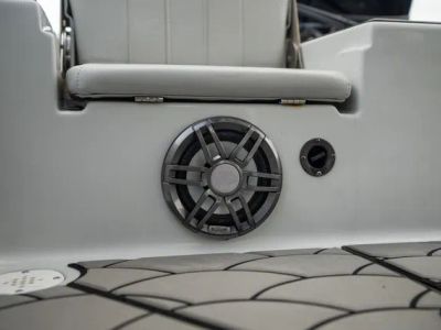 2021 Blazer Boats 2200 - Photo 29