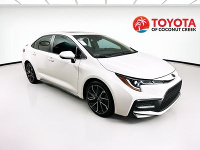 2022 Toyota Corolla SE in White — front three-quarter view