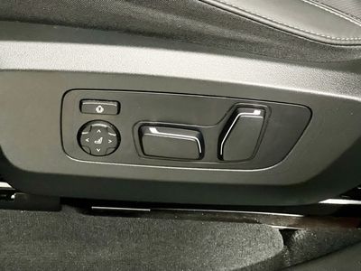 2026 BMW X3 — photo 13 view