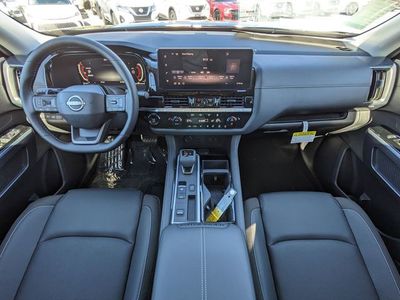 2026 Nissan Pathfinder — photo 17 view