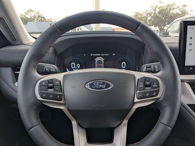 2026 Ford Explorer — photo 21 view