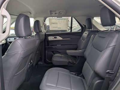 2026 Ford Explorer — photo 13 view