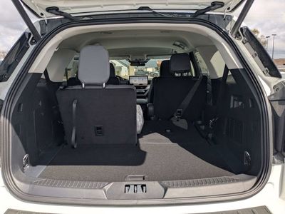 2026 Ford Explorer — photo 11 view