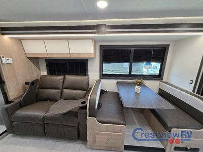 2026 Coachmen RV Entourage - Photo 17