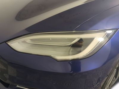 2020 Tesla Model S - Photo 10