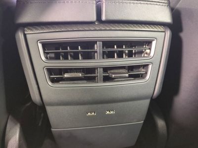 2020 Tesla Model S - Photo 15