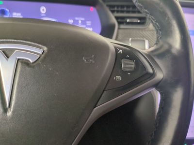 2020 Tesla Model S - Photo 31