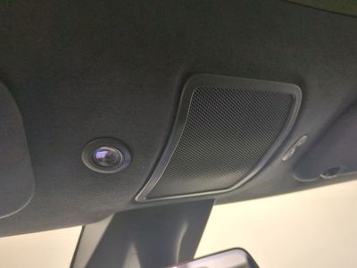 2020 Tesla Model S - Photo 23