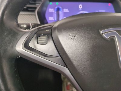 2020 Tesla Model S - Photo 30