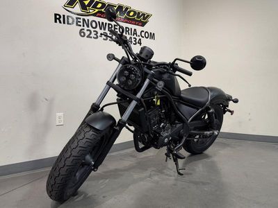 2025 Honda Rebel 300 — interior view