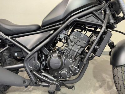 2025 Honda Rebel 300 — photo 11 view