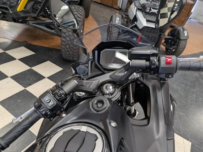 2026 Kawasaki Ninja 650 - Photo 9