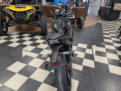2026 Kawasaki Ninja 650 - Photo 7