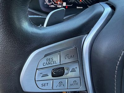 2021 BMW X7 — photo 34 view