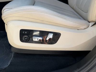 2021 BMW X7 — photo 25 view