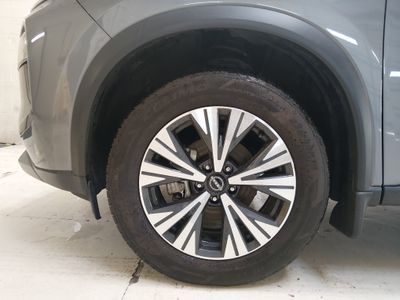2023 Nissan Rogue — photo 10 view