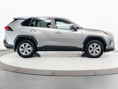 2023 Toyota RAV4 - Photo 12