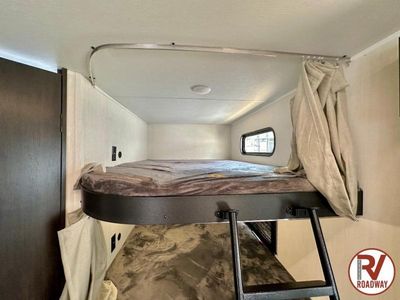 2026 Cherokee Alpha Wolf 26DBH — photo 25 view