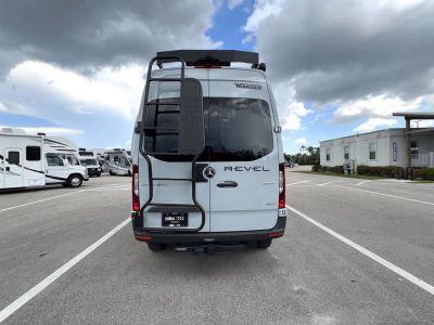 2027 Winnebago REVEL — photo 19 view