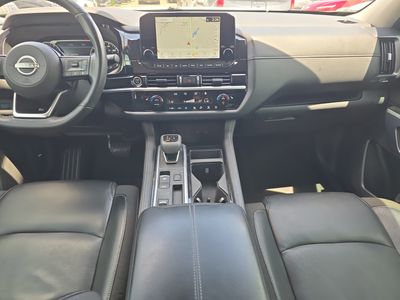 2022 Nissan Pathfinder - Photo 15