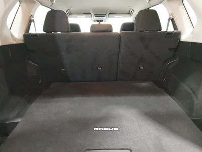 2023 Nissan Rogue — photo 11 view