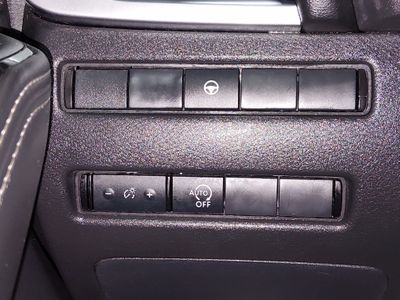 2023 Nissan Rogue — photo 13 view