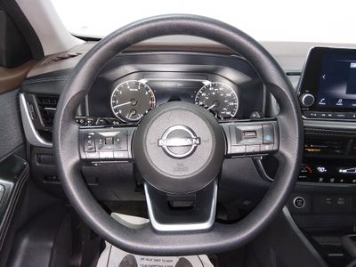 2023 Nissan Rogue — photo 12 view