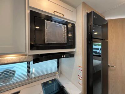 2027 Thor Motor Coach CHATEAU — photo 12 view