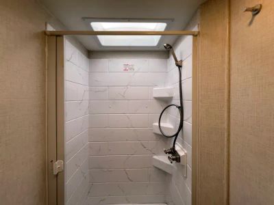 2027 Thor Motor Coach CHATEAU — photo 18 view