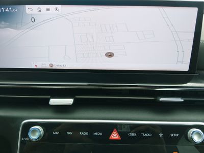 2025 Genesis GV80 — photo 17 view