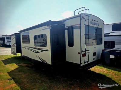 2016 Keystone Outback — rear three-quarter view
