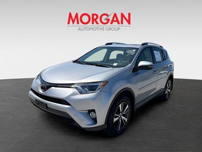 2018 Toyota RAV4 — photo 7 view