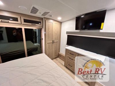 2026 Forest River RV Rockwood Signature — photo 61 view
