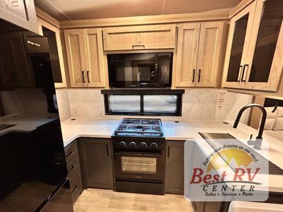 2026 Forest River RV Rockwood Signature — photo 38 view