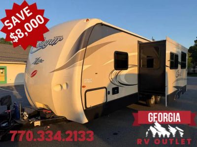 2017 Keystone Cougar Half-Ton 26RBIWE — front three-quarter view