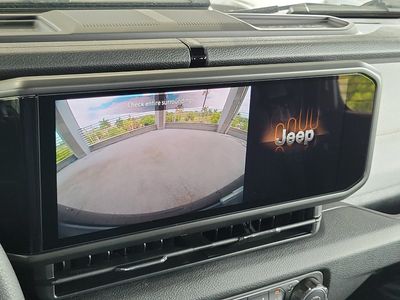 2026 Jeep Wrangler — photo 26 view