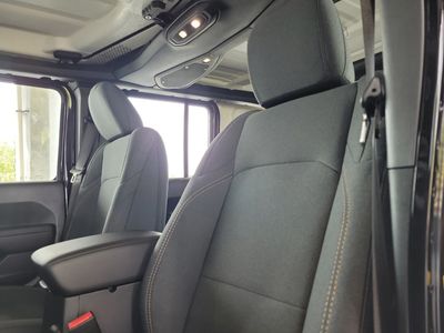 2026 Jeep Wrangler — photo 18 view